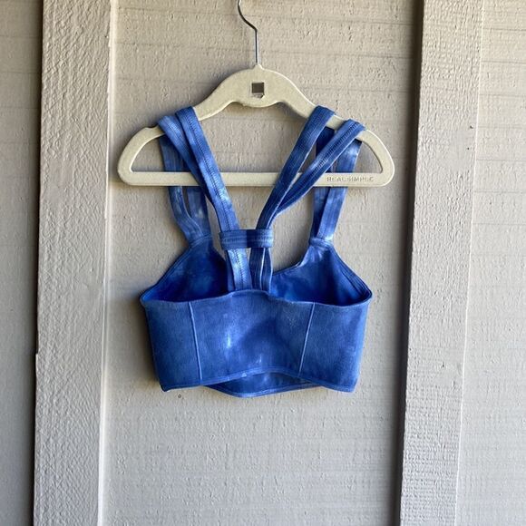 NWT Free People On The Radar Tie Dye Yoga Sports Bra in Blue Size: XS/S - Picture 11 of 12